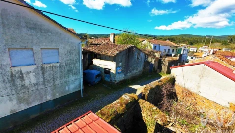 Moradia para Venda em Castanheira de Pêra e Coentral