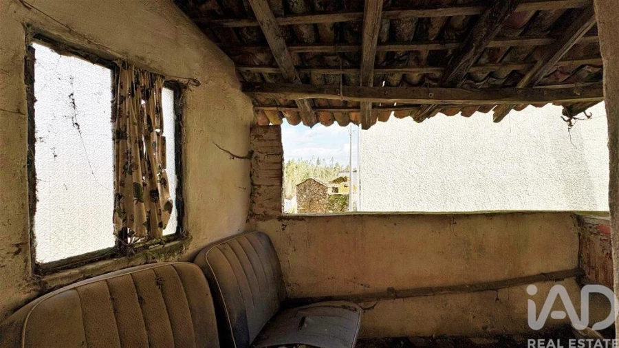 Moradia para Venda em Castanheira de Pêra e Coentral Foto 24