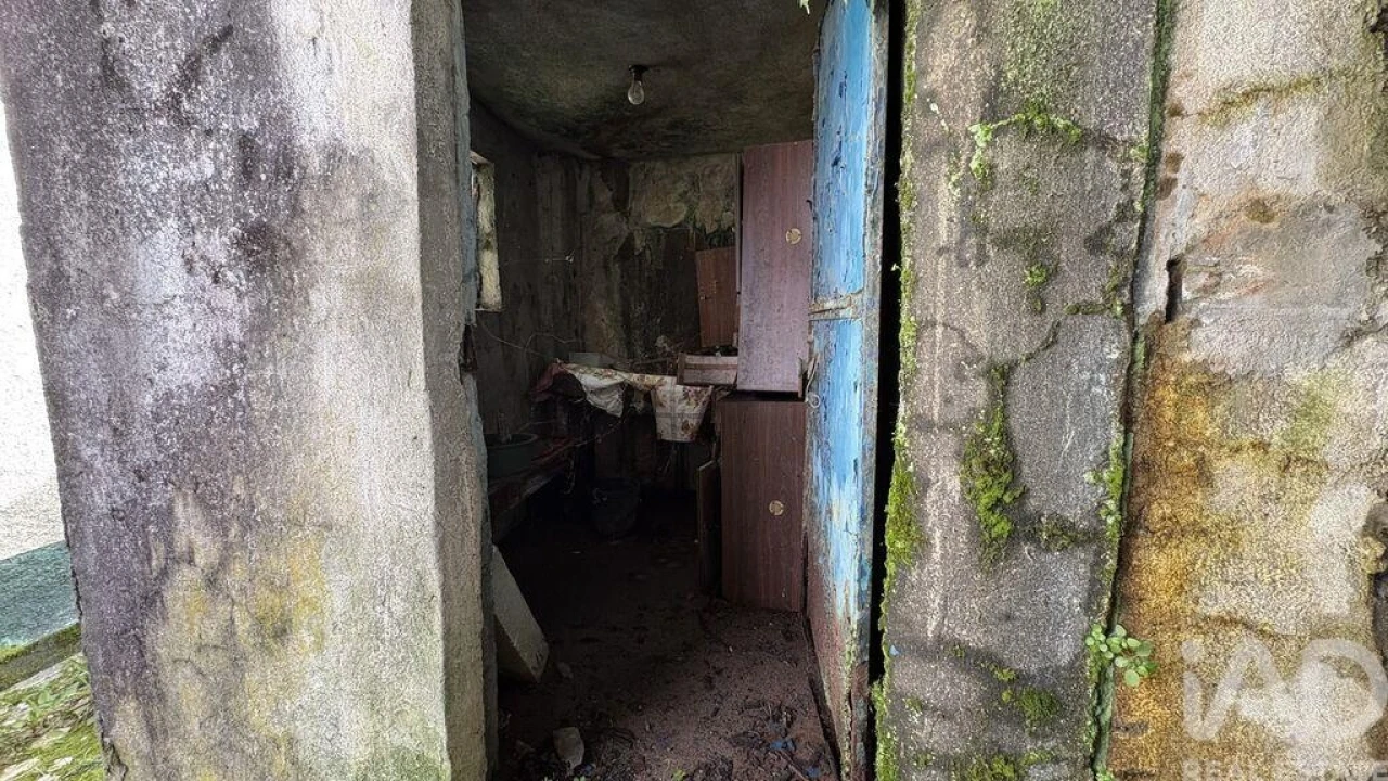 Moradia T1 para Venda em Castanheira de Pêra e Coentral Foto 14