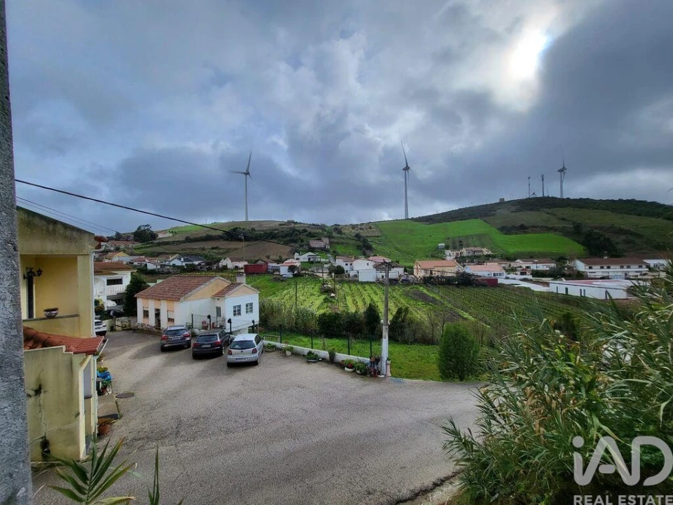Moradia T2 para Venda em Santa Maria, São Pedro e Matacães Foto 11