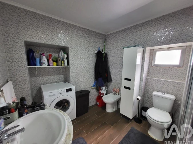 Moradia T2 para Venda em Santa Maria, São Pedro e Matacães Foto 7