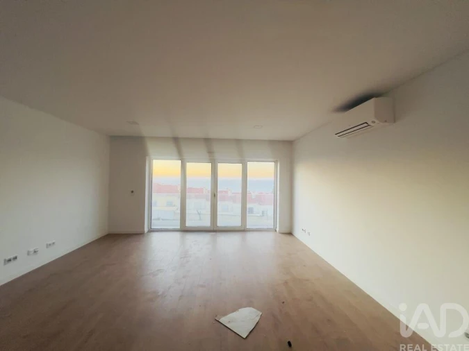 Apartamento T2 para Venda em Ericeira Foto 25