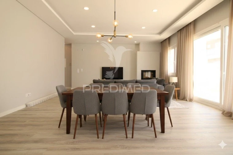 Moradia T4 para Venda em Azeitão (São Lourenço e São Simão) Foto 11