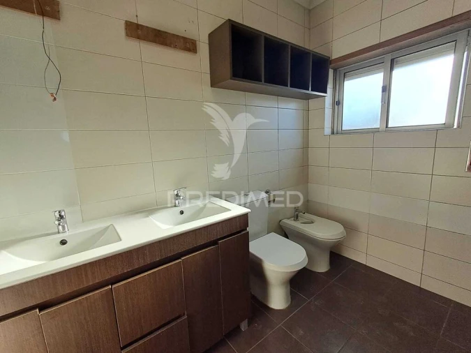 Apartamento T2 para Venda em Queluz e Belas Foto 17