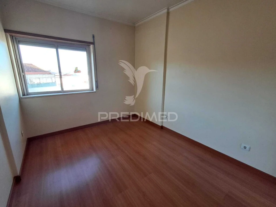 Apartamento T2 para Venda em Queluz e Belas Foto 13