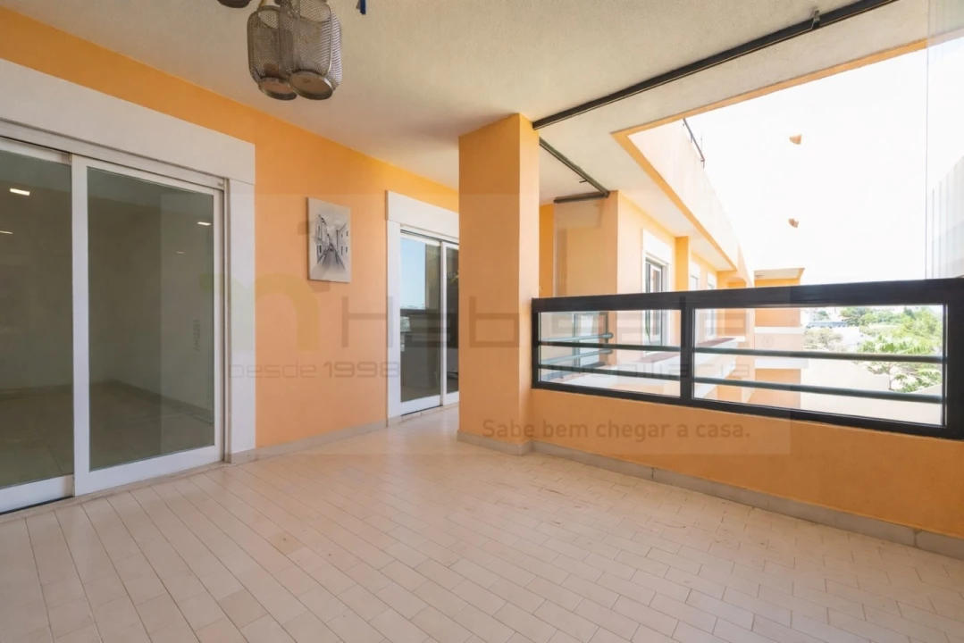 Apartamento T3 para Venda em Carcavelos e Parede Foto 7