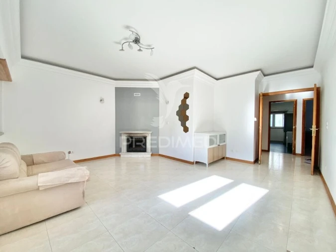 Apartamento T2 para Venda em Santa Clara Foto 2