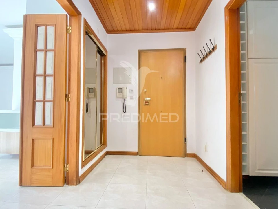 Apartamento T2 para Venda em Santa Clara Foto 4