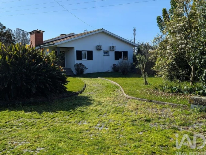 Moradia T3 para Venda em Arvore Foto 5