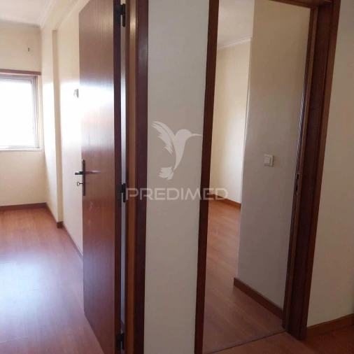 Apartamento T2 para Venda em Queluz e Belas Foto 12