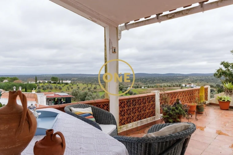 Moradia T4 para Venda em Cabeço de Vide Foto 2