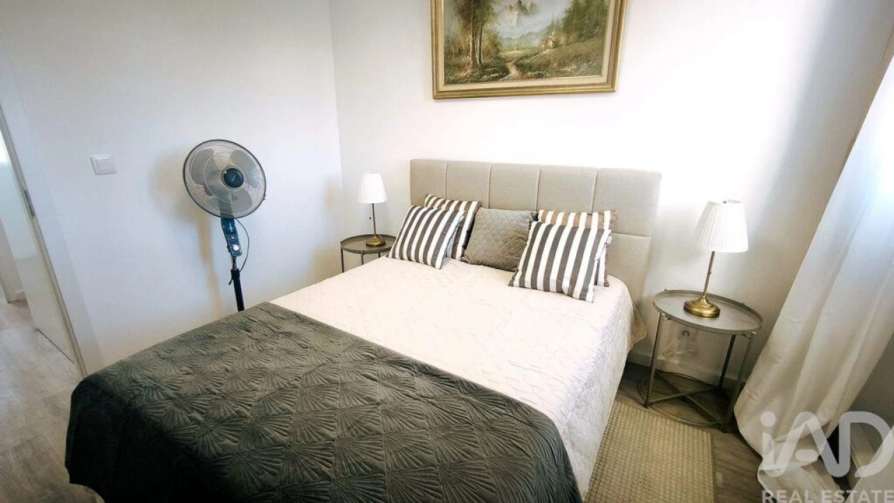 Apartamento T3 para Venda em Quarteira Foto 11