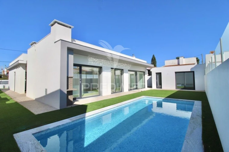 Moradia T4 para Venda em Azeitão (São Lourenço e São Simão) Foto 1