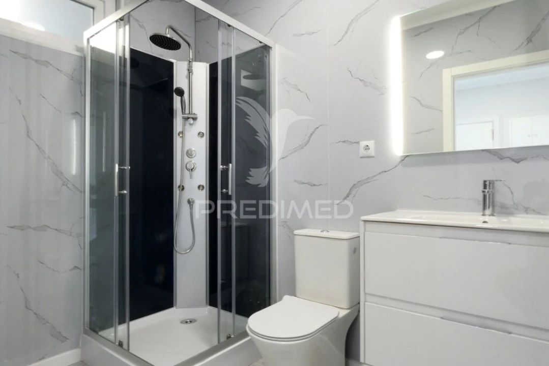 Apartamento T2 para Venda em Algés, Linda-A-Velha e Cruz Quebrada-Dafundo Foto 19