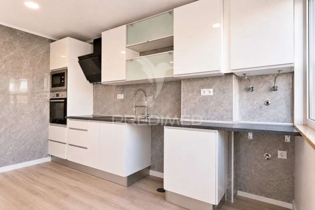 Apartamento T2 para Venda em Oeiras e São Julião da Barra, Paço de Arcos e Caxias Foto 3