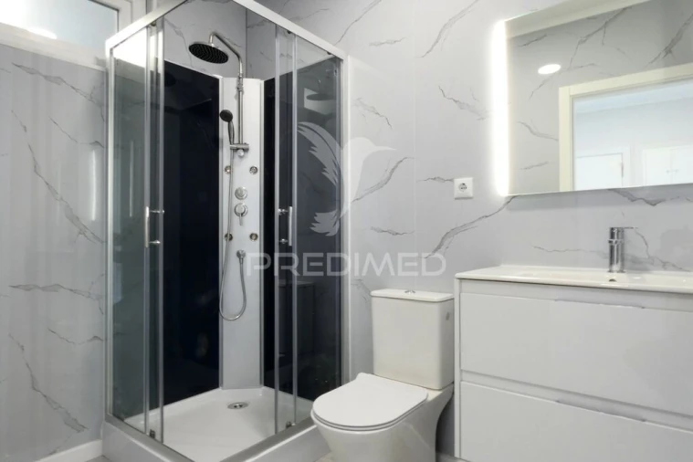 Apartamento T2 para Venda em Algés, Linda-A-Velha e Cruz Quebrada-Dafundo Foto 19