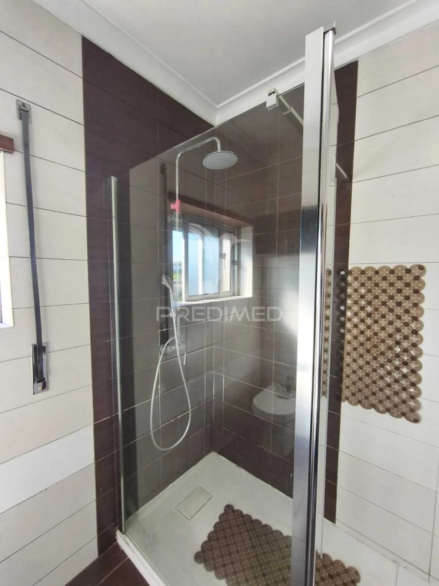 Apartamento T2 para Venda em Queluz e Belas Foto 16