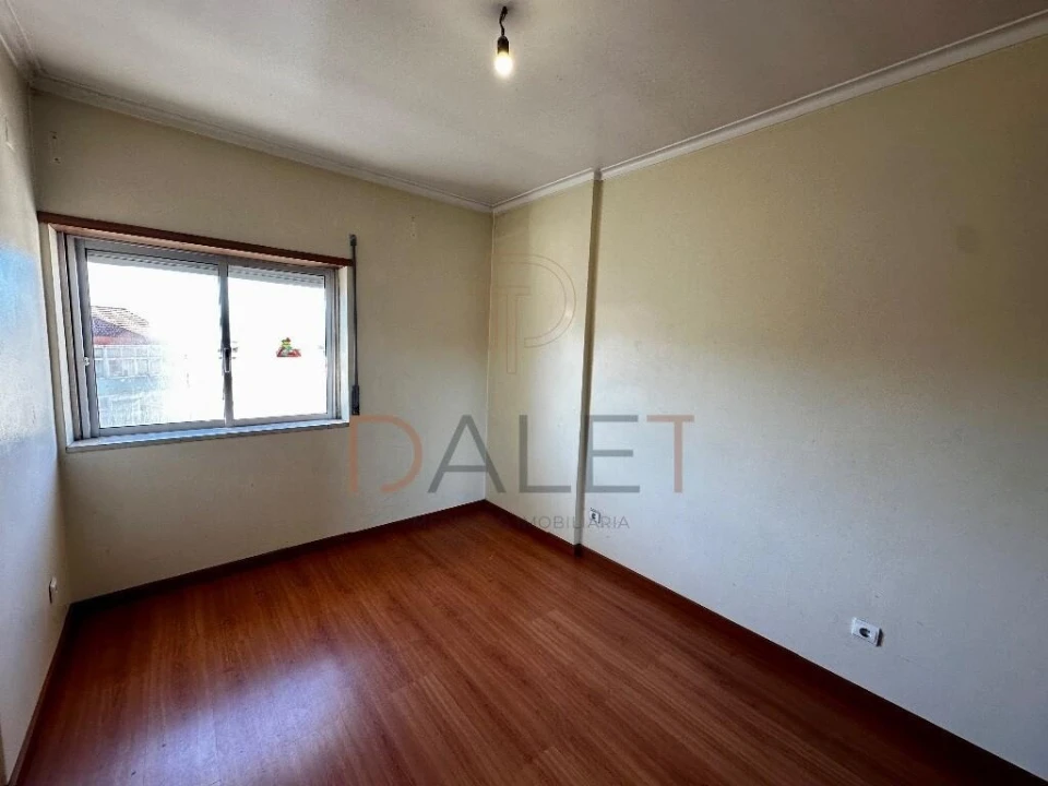 Apartamento T2 para Venda em Queluz e Belas Foto 17