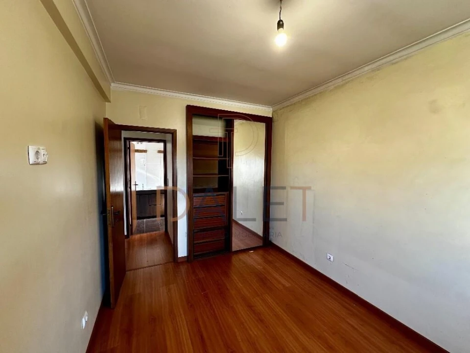 Apartamento T2 para Venda em Queluz e Belas Foto 20