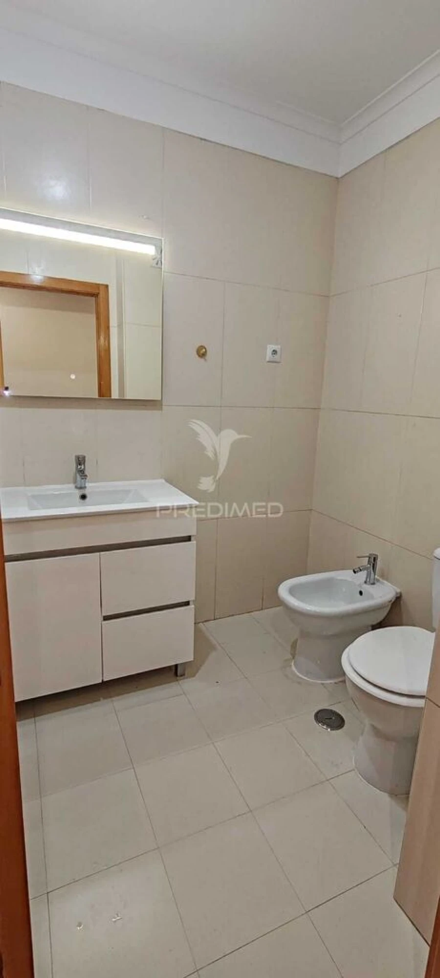 Apartamento T3 para Venda em Rio de Mouro Foto 16