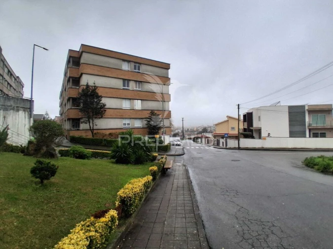 Apartamento T3 para Venda em Baguim do Monte (Rio Tinto) Foto 1