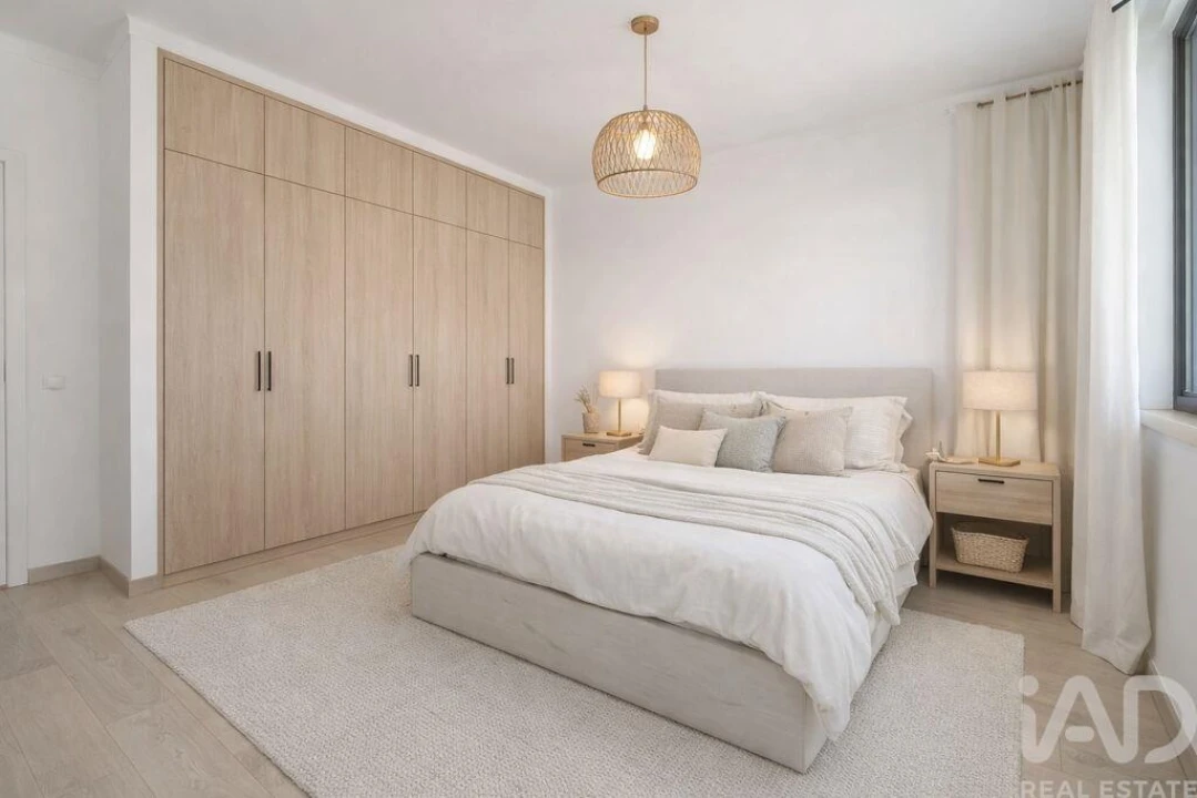 Moradia T7 para Venda em Montenegro Foto 28