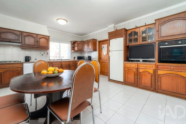 Moradia T7 para Venda em Montenegro Foto 15