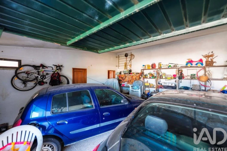 Moradia T7 para Venda em Montenegro Foto 33