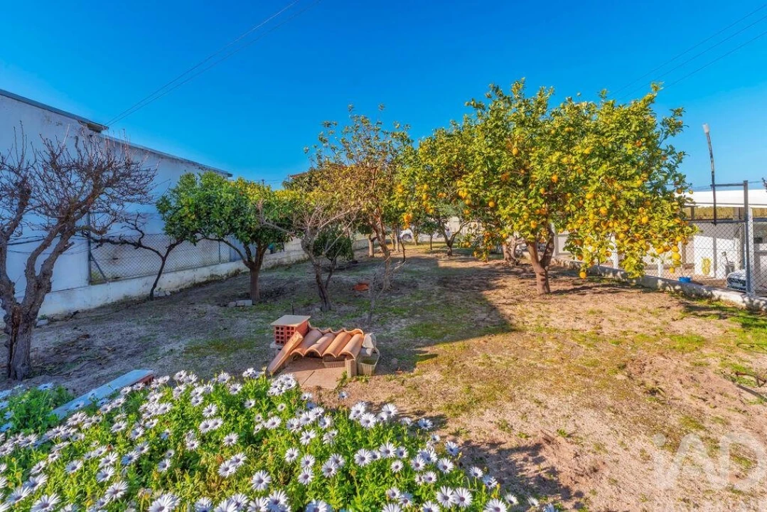 Moradia T7 para Venda em Montenegro Foto 8