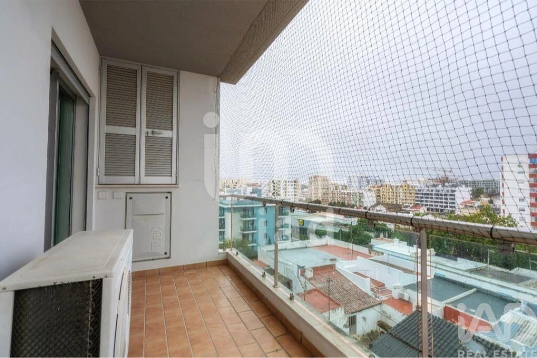 Apartamento T3 para Venda em Faro (Sé e São Pedro) Foto 11