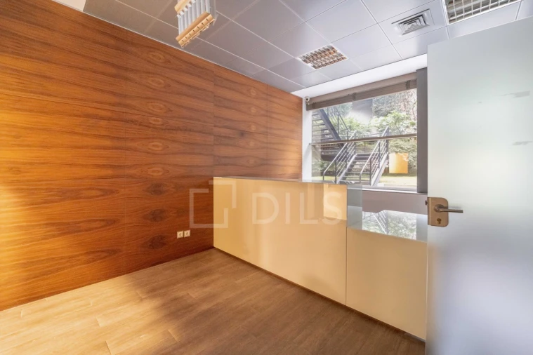 Escritório para Arrendamento em Lordelo do Ouro e Massarelos Foto 15