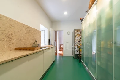 Apartamento T4 para Venda em Santa Maria Maior