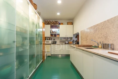 Apartamento T4 para Venda em Santa Maria Maior