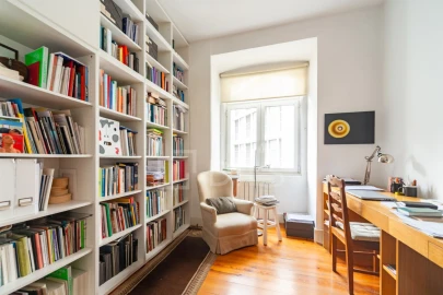 Apartamento T4 para Venda em Santa Maria Maior