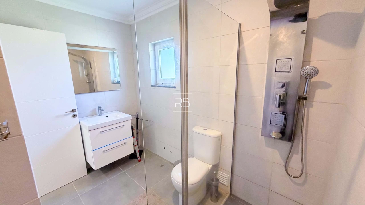 Apartamento T2 para Venda em Vila de Sagres Foto 8