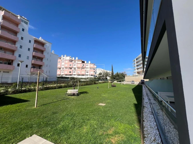 Apartamento T1 para Venda em Portimão Foto 4