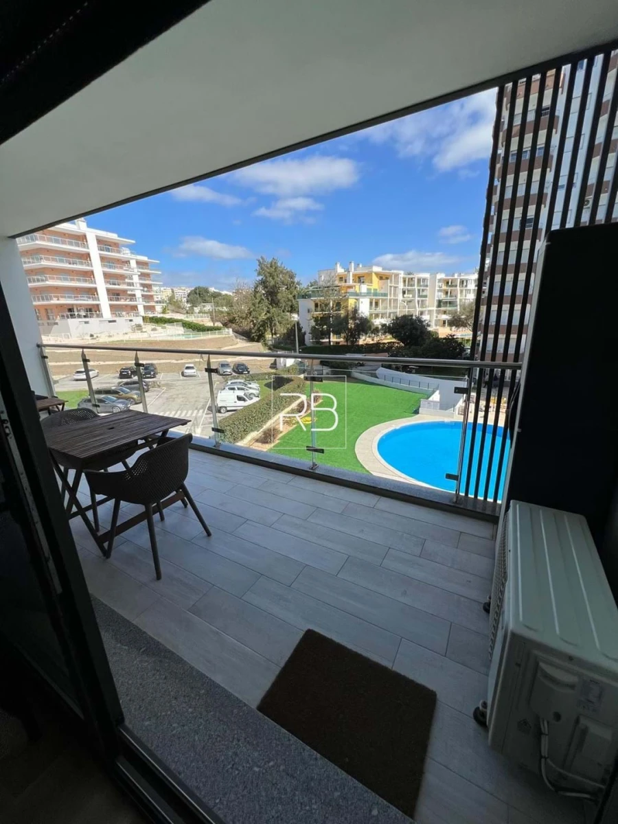 Apartamento T1 para Venda em Portimão Foto 11