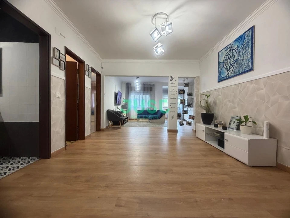 Apartamento T3 para Venda em Corroios Foto 2