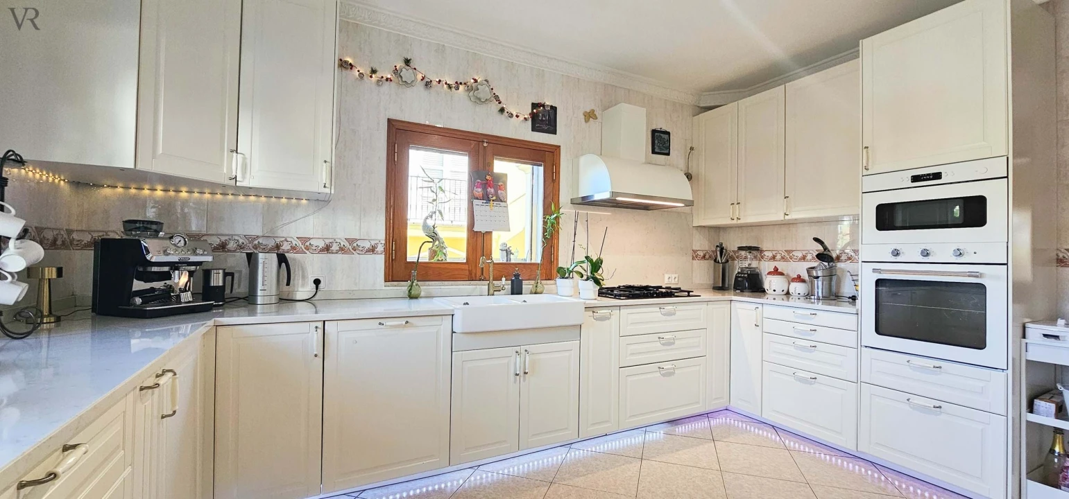 Moradia T4 para Venda em Boliqueime Foto 5