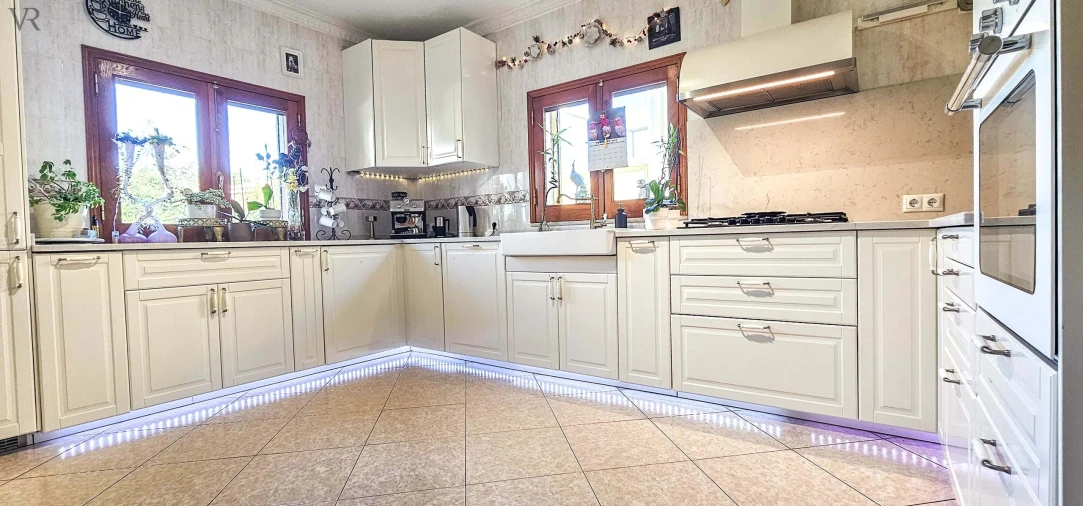 Moradia T4 para Venda em Boliqueime Foto 4