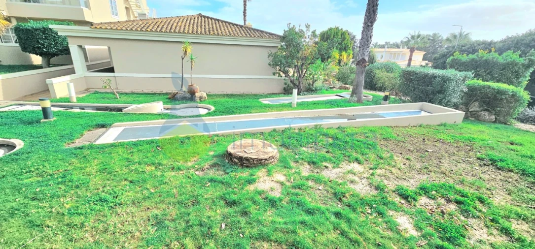 Apartamento T1 para Venda em Alvor Foto 16