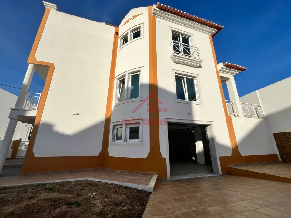 Moradia T4 para Venda em Ericeira Foto 3