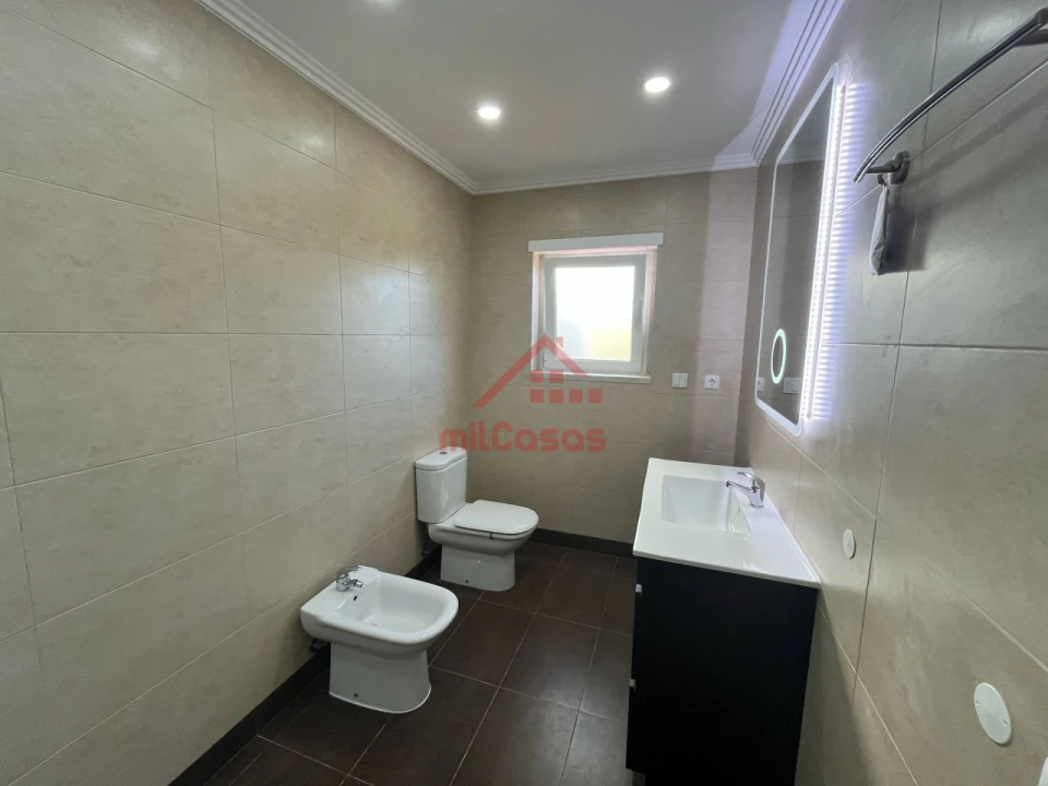 Moradia T4 para Venda em Ericeira Foto 21