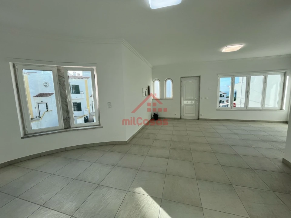 Moradia T4 para Venda em Ericeira Foto 3