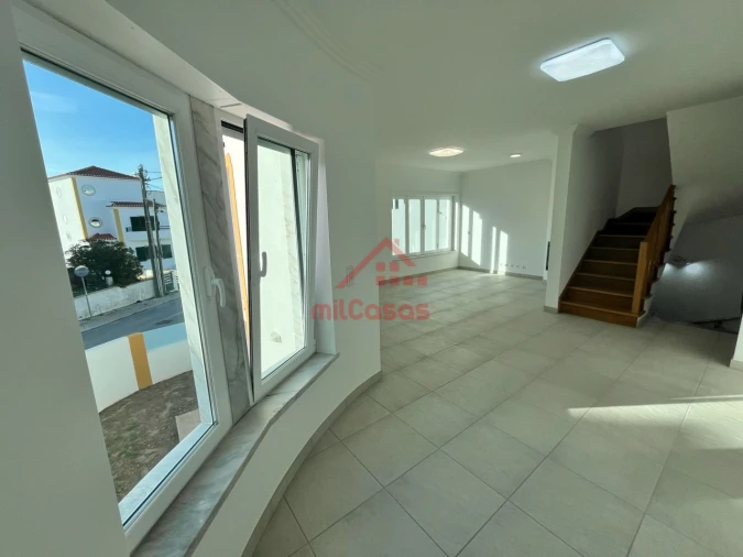 Moradia T4 para Venda em Ericeira Foto 4