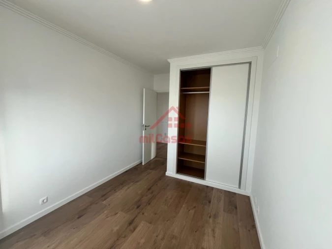 Moradia T4 para Venda em Ericeira Foto 14