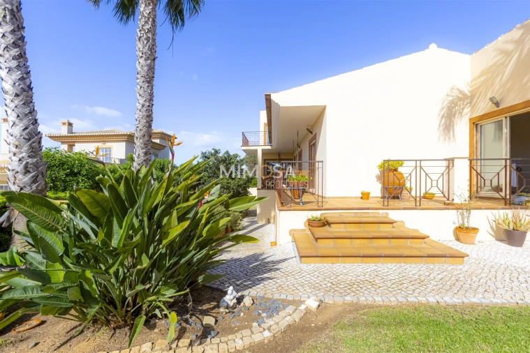 Moradia T3 para Venda em Luz Foto 30