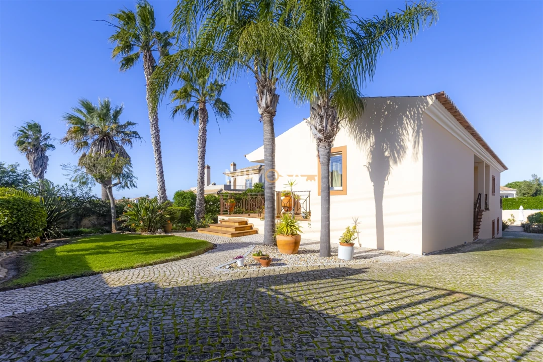 Moradia T3 para Venda em Luz Foto 28