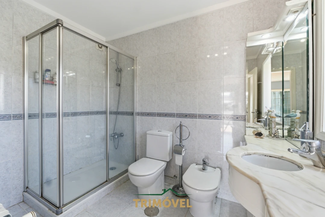 Moradia T4 para Venda em Anta e Guetim Foto 15