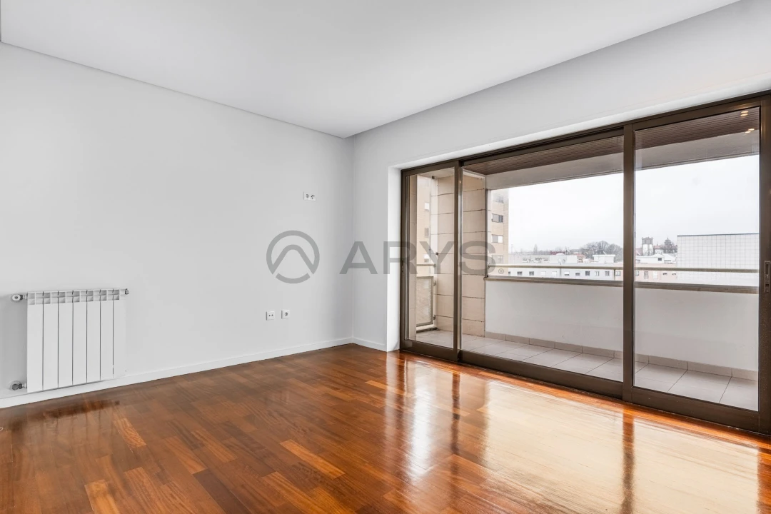 Apartamento T3 para Venda em Braga (Maximinos, Sé e Cividade) Foto 15